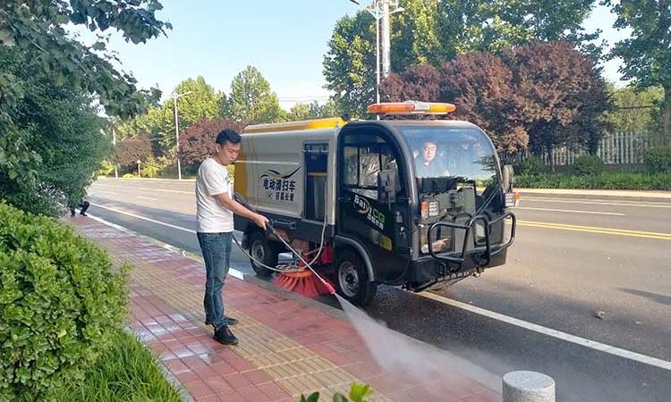 電動環衛高壓洗掃車
