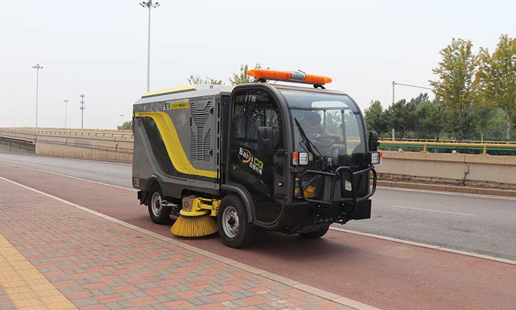 CS60智慧環衛車2.jpg