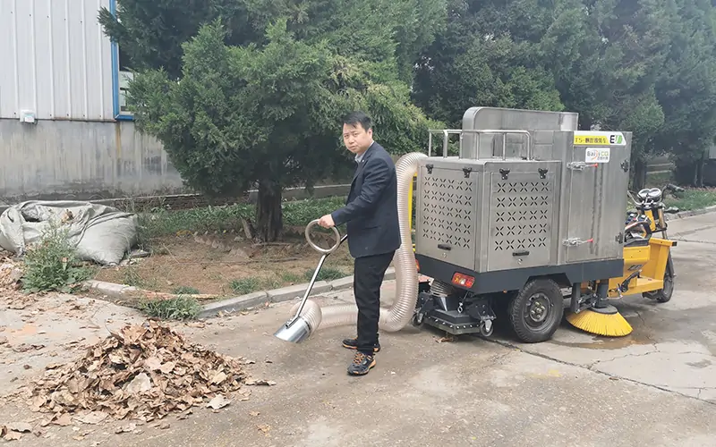 三輪樹(shù)葉收集車BY-T6