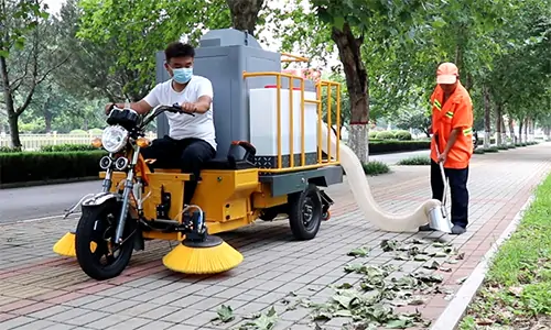 三輪樹(shù)葉收集車“降本增效”樹(shù)葉收集轉(zhuǎn)運(yùn)方便