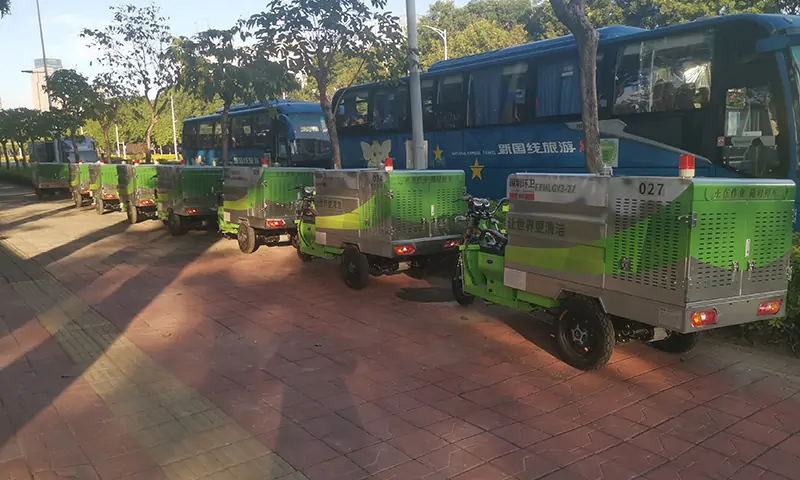 百易多功能小型高壓清洗車抵達深圳某環衛公司-順利交接，讓世界更清潔！