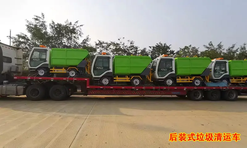 物業、園林、商業街垃圾回收轉運專用車—后裝式垃圾車發往越南，共建美好生活環境！
