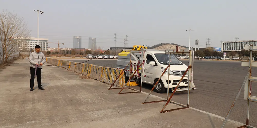 可上牌道路洗掃車_新能源電動洗掃車_環衛洗掃車_小型洗掃車