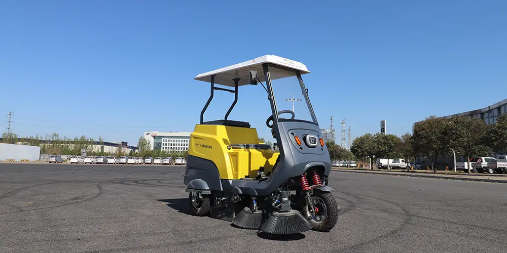 電動(dòng)清掃車(chē)_清掃車(chē)_小型清掃車(chē)