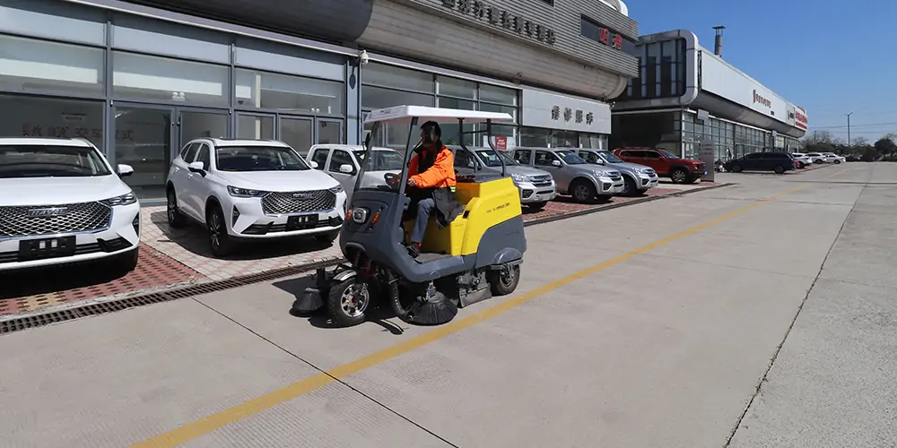 電動(dòng)清掃車(chē)_清掃車(chē)_小型清掃車(chē)