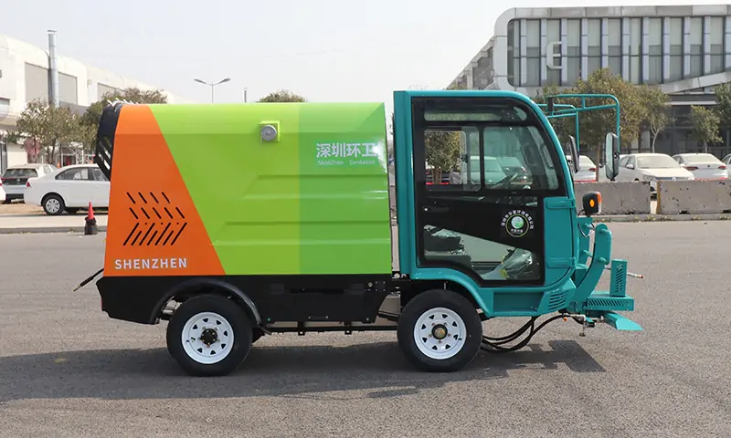 純電動四輪高壓清洗車：物業景區道路保潔的創新利器