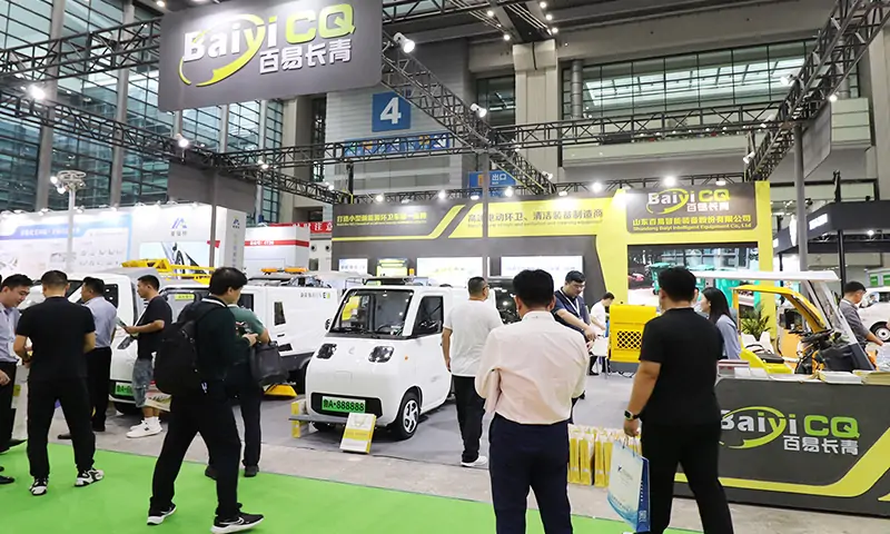 展會直擊 | 百易長青攜新款新能源環衛車亮相2023中國環衛博覽會