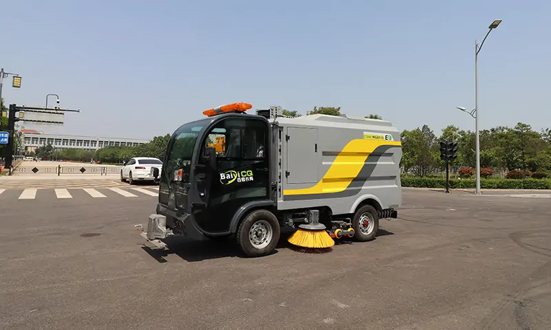 創新環保科技，小型純電動洗掃車助力城市清潔