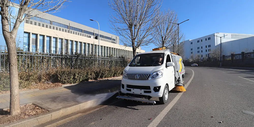可上牌洗掃車 可上牌電動洗掃車 可上牌純電動洗掃車 可上牌小型電動洗掃車 可上牌電動小型洗掃車 可上牌小型電動環衛洗掃車 可上牌小型電動洗掃一體車 可上牌新型純電動洗掃車