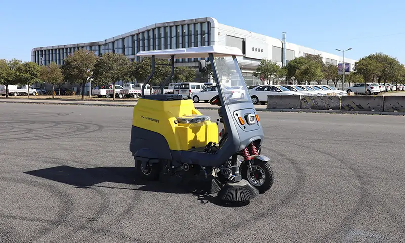 高效環保的城市清潔利器：純電動小型清掃車