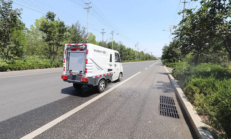 新能源高壓清洗車：城市道路養護的綠色新選擇