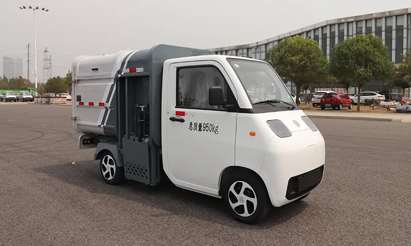 新能源四輪垃圾清運車：高效環保，助力城市清潔