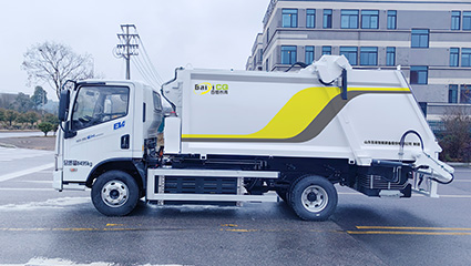 新能源壓縮式垃圾車BY-YS8000動力系統